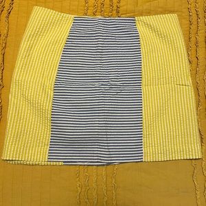 Vineyard vines two tone seersucker skirt